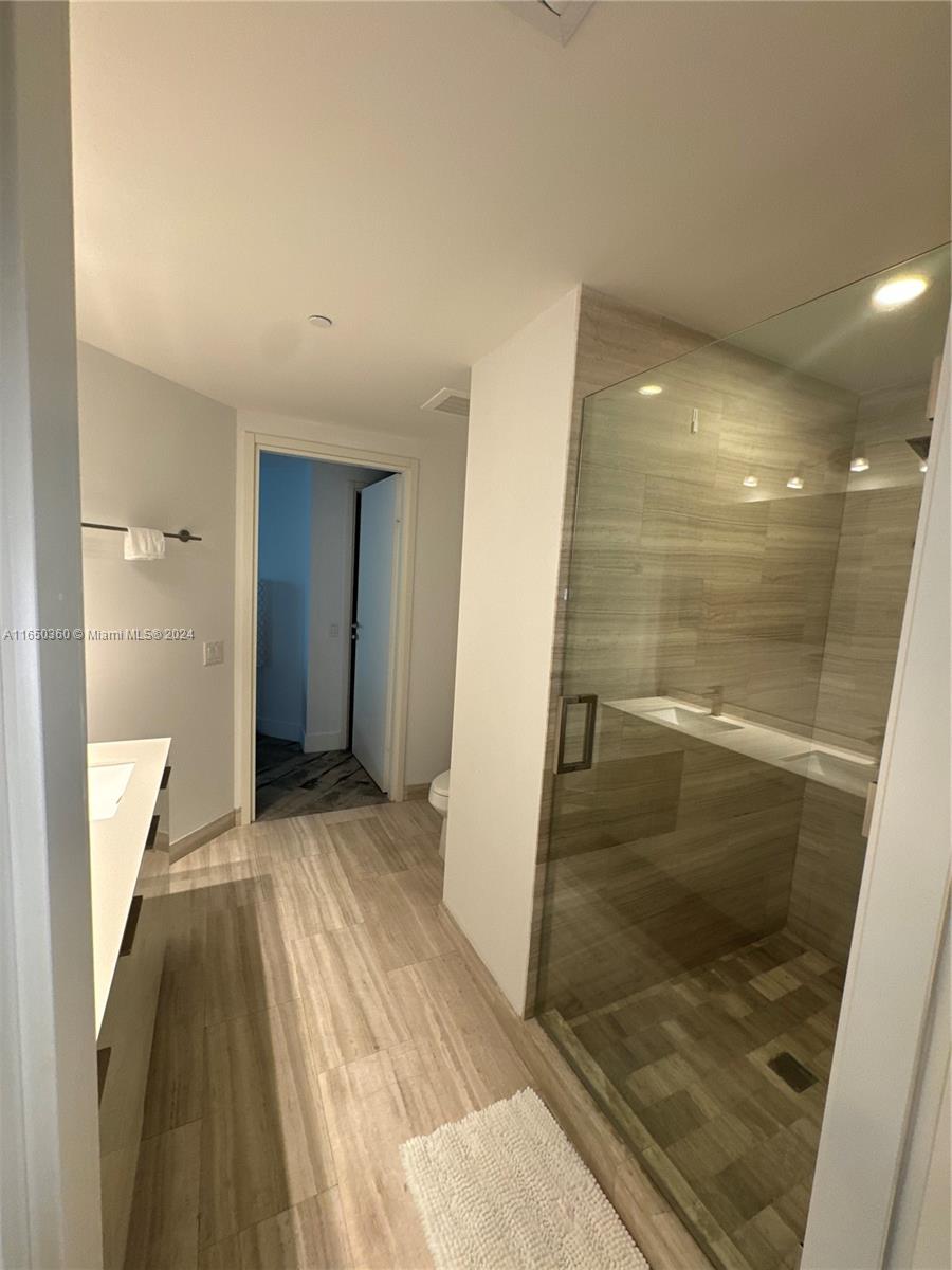 BRICKELLHOUSE CONDO - Residential