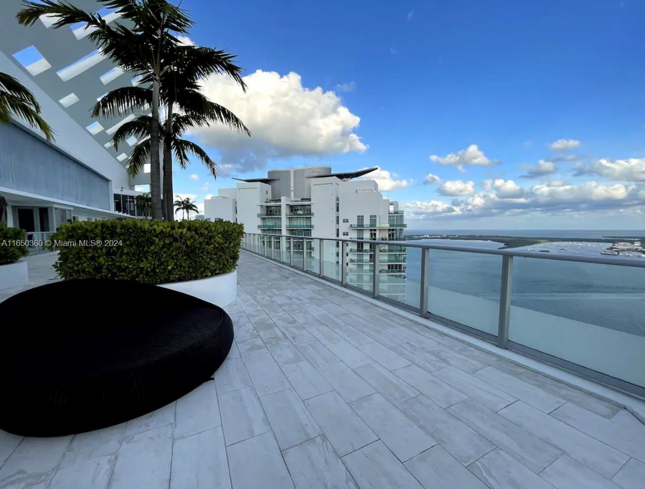 BRICKELLHOUSE CONDO - Residential