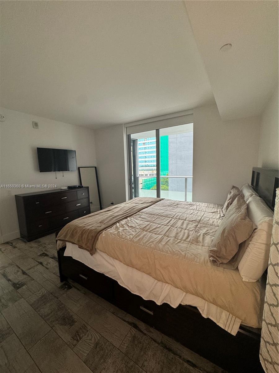 BRICKELLHOUSE CONDO - Residential