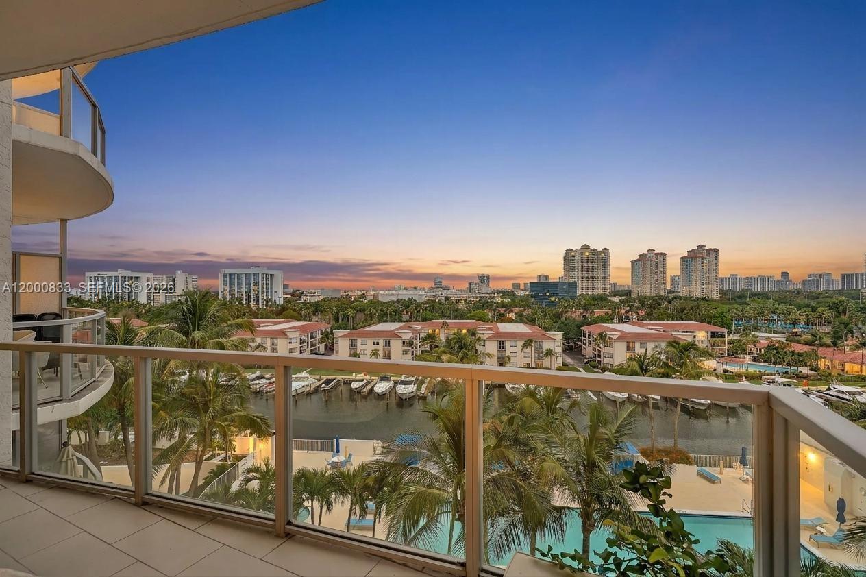 UPTOWN MARINA LOFTS CONDO - Residential