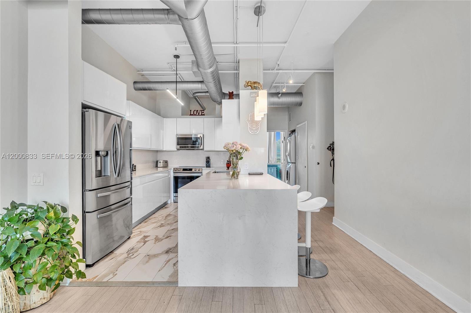 3029 NE 188th St 721