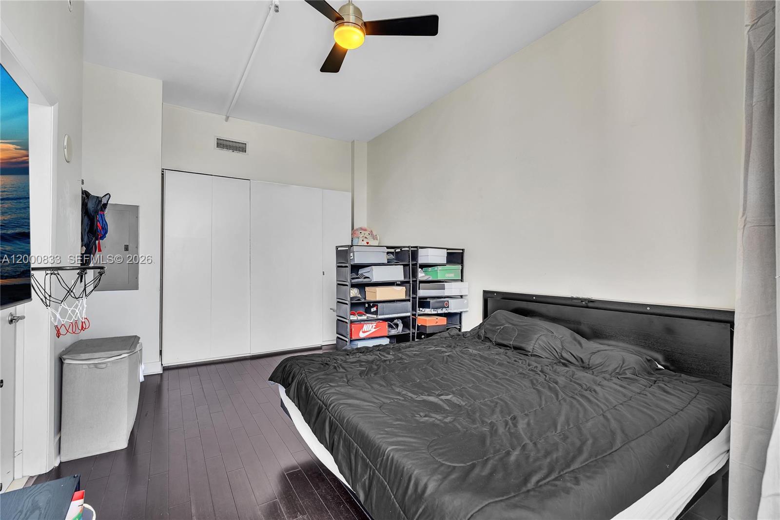 UPTOWN MARINA LOFTS CONDO - Residential