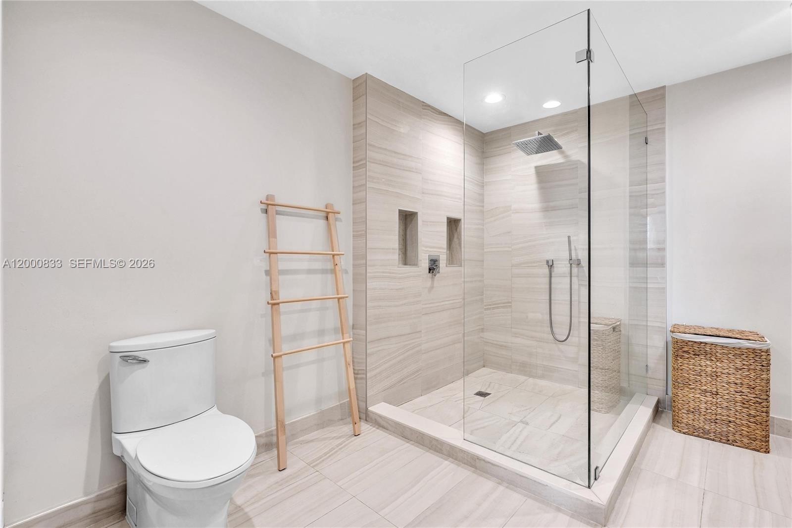 UPTOWN MARINA LOFTS CONDO - Residential