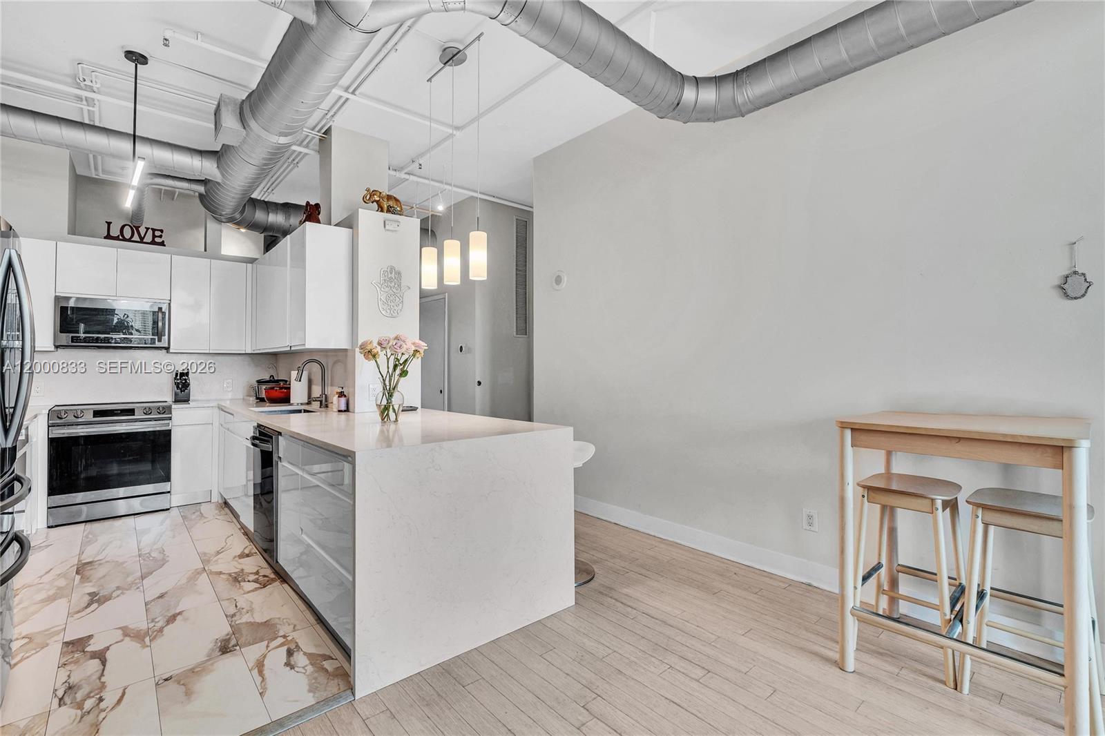 3029 NE 188th St 721