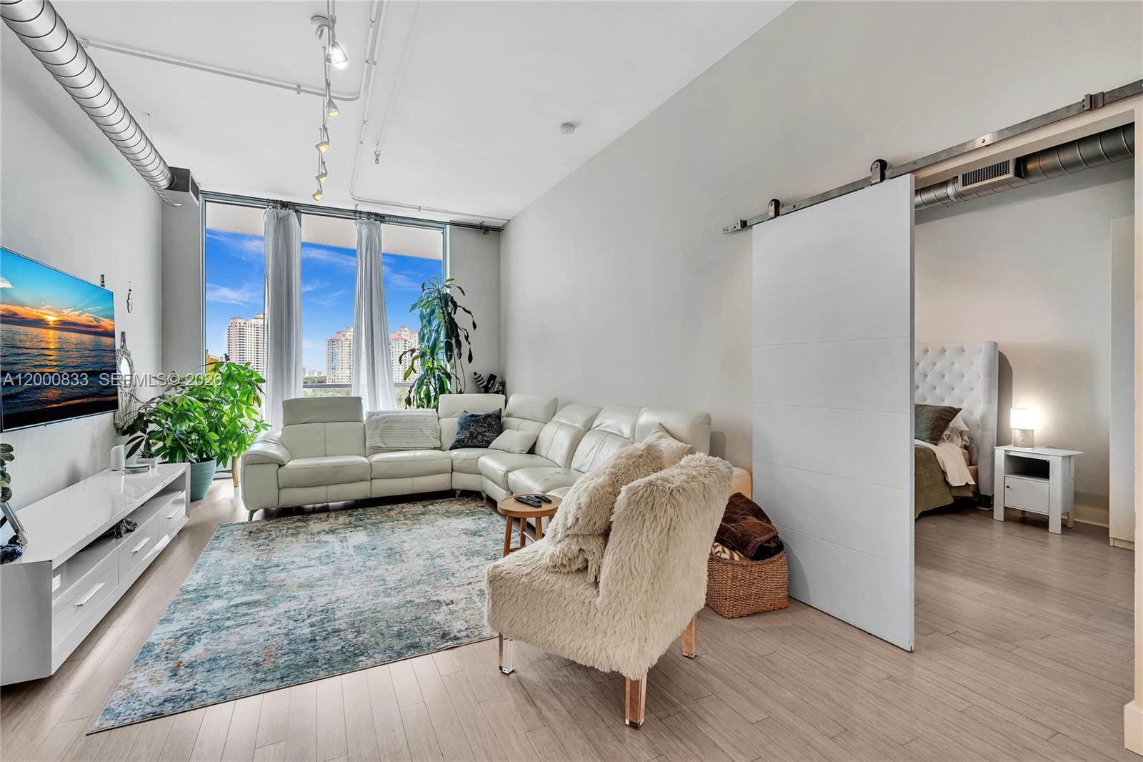 UPTOWN MARINA LOFTS CONDO - Residential