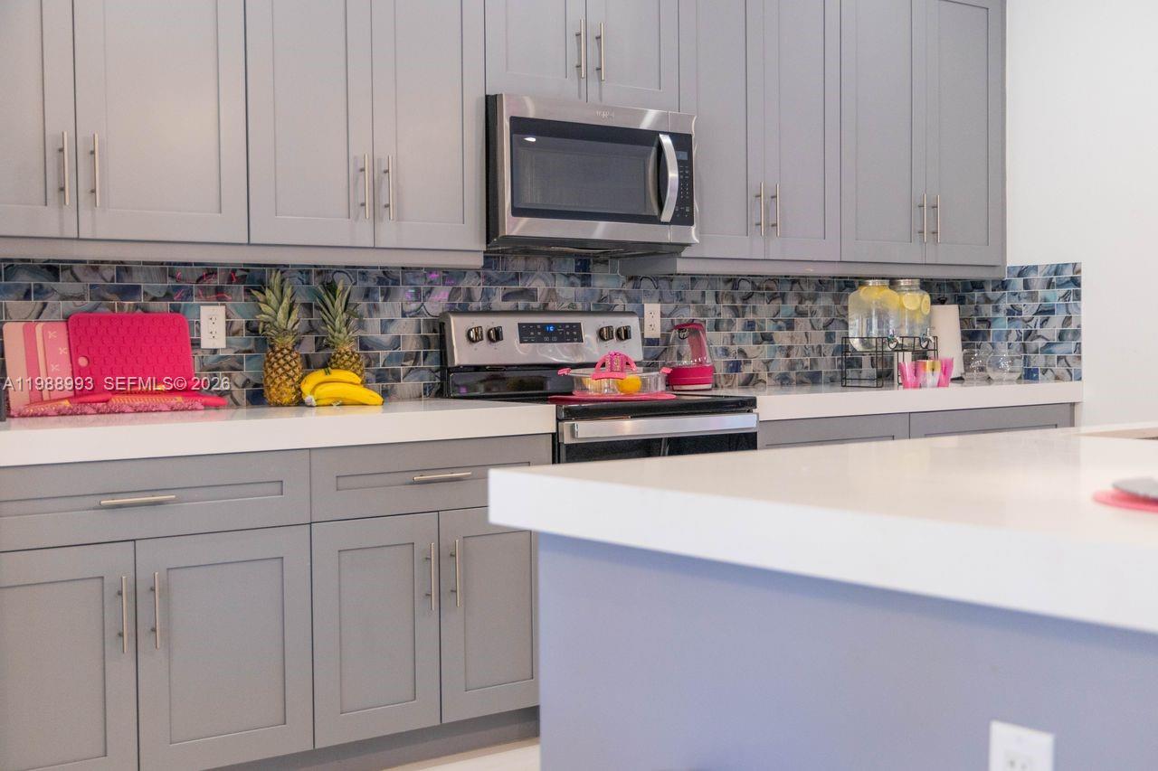 THE REDLANDS SEC 4 - Residential Lease