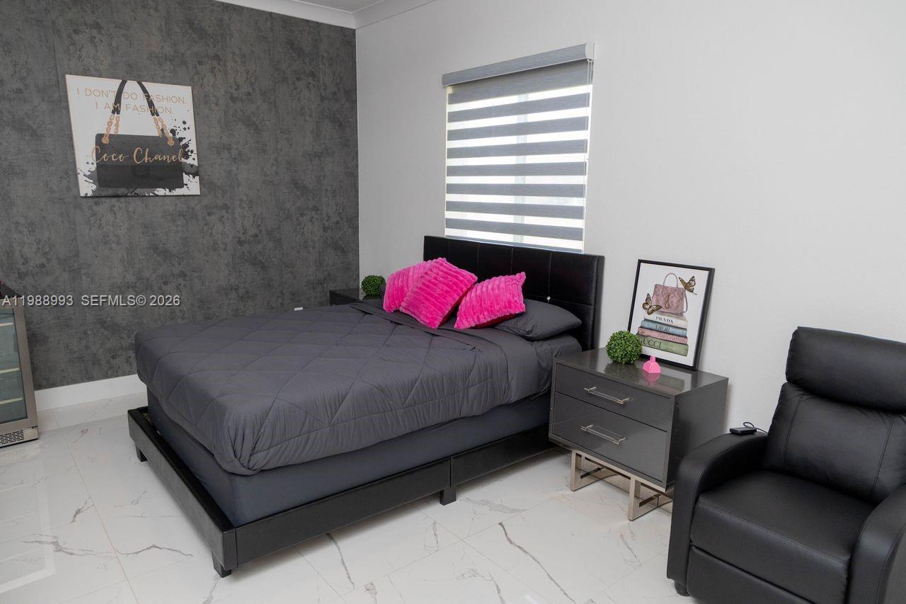 THE REDLANDS SEC 4 - Residential Lease