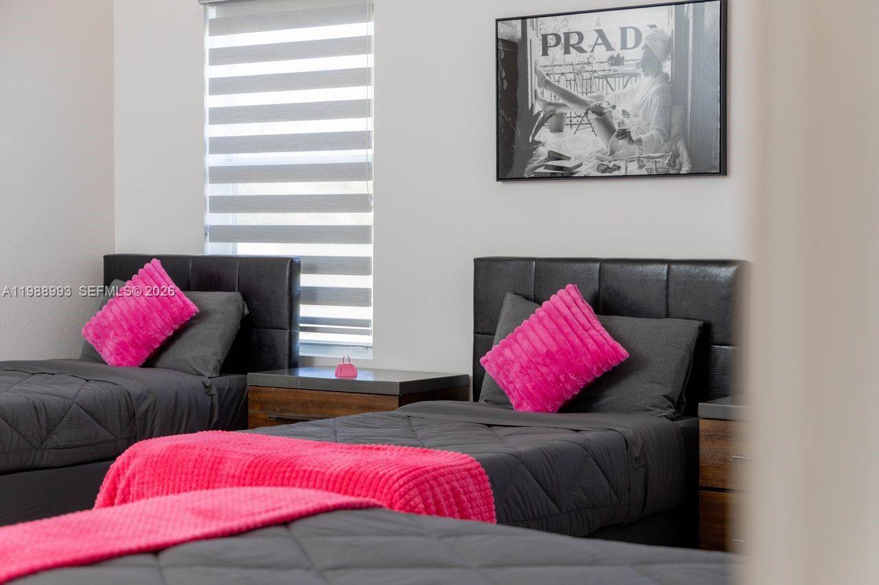 THE REDLANDS SEC 4 - Residential Lease