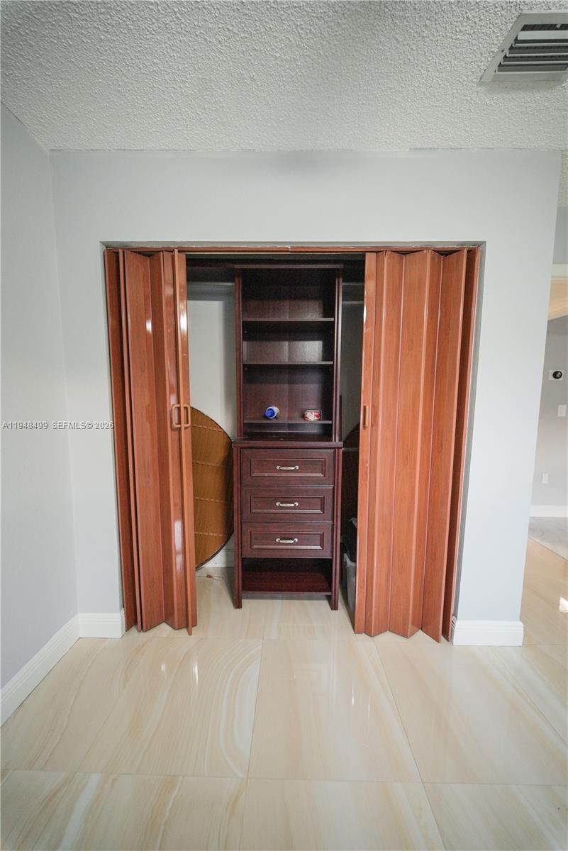 ALAMEDA BY THE LAKE - Residential