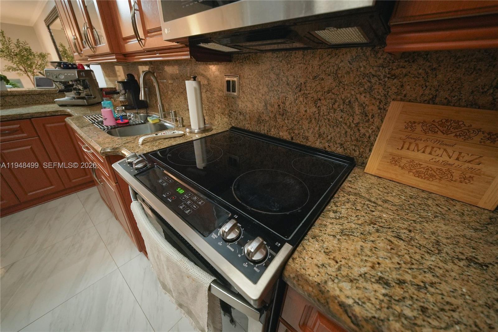 ALAMEDA BY THE LAKE - Residential