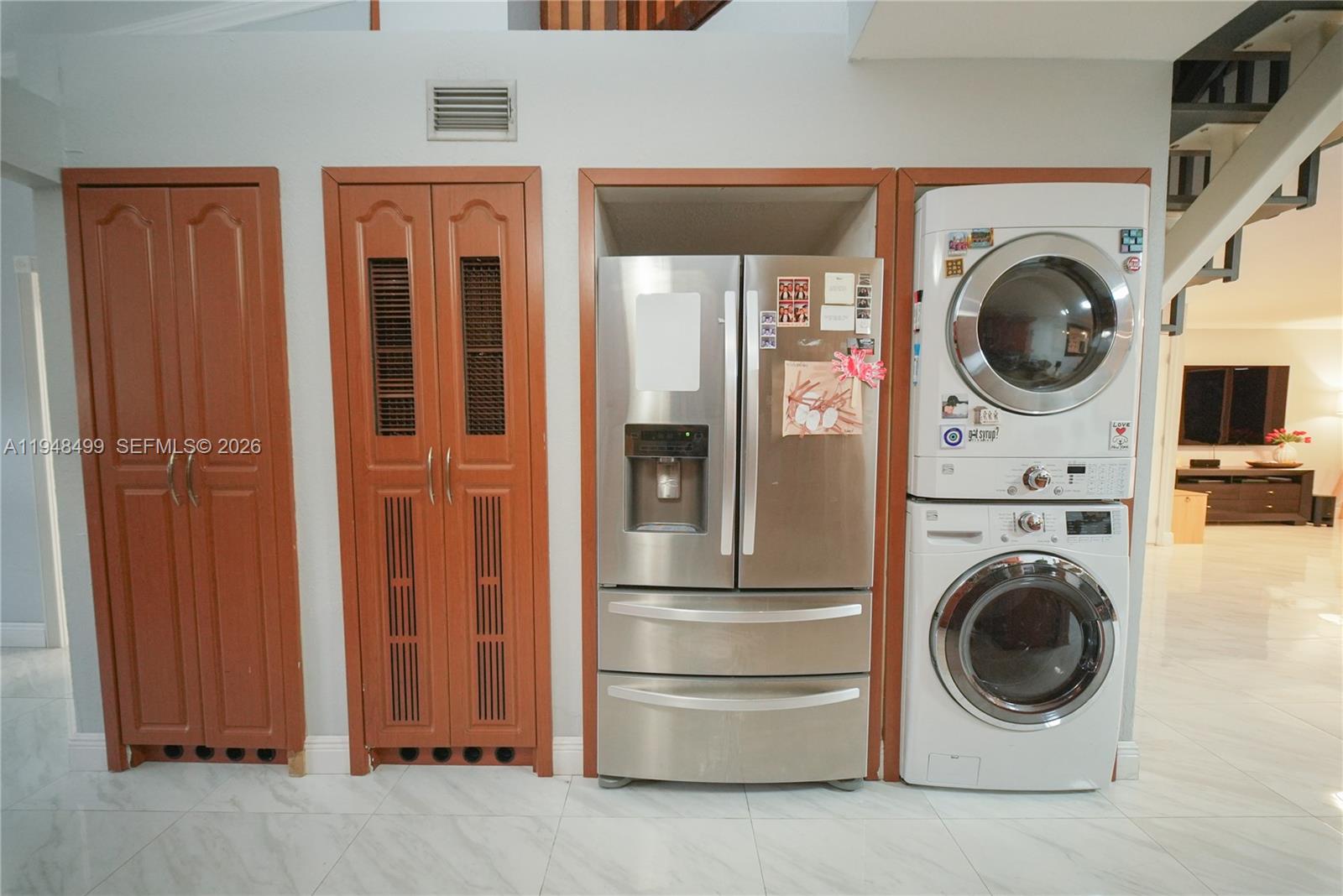 ALAMEDA BY THE LAKE - Residential