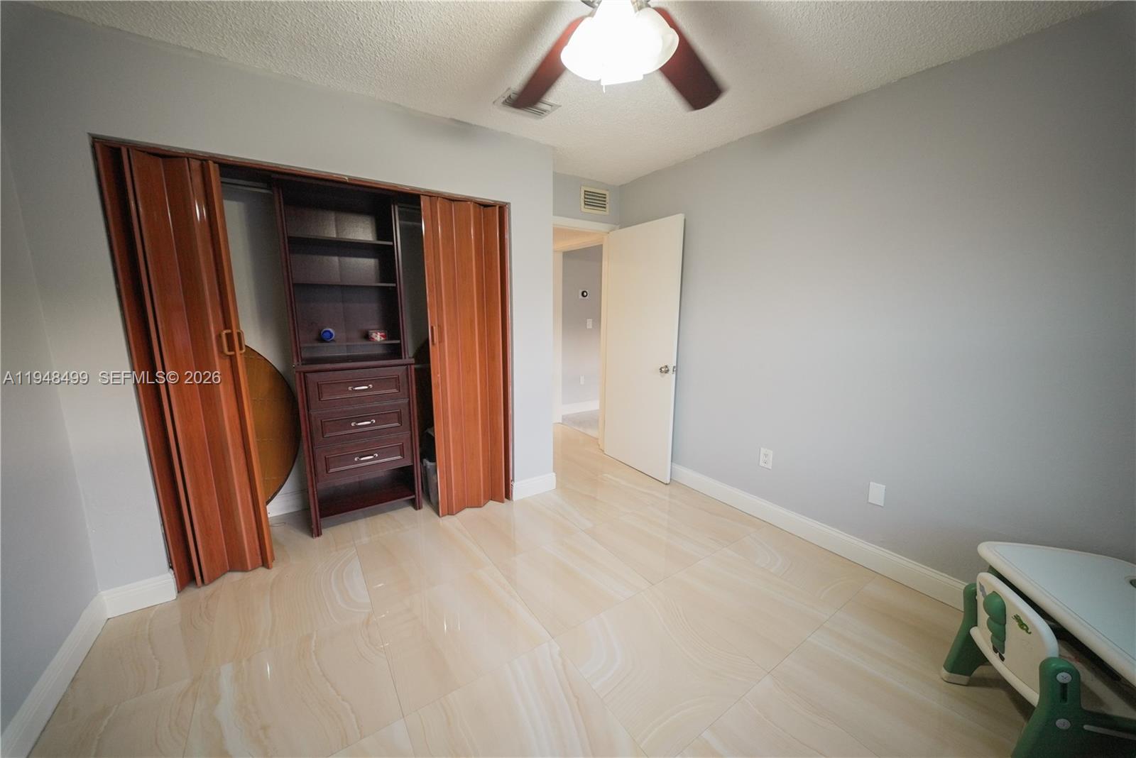 ALAMEDA BY THE LAKE - Residential