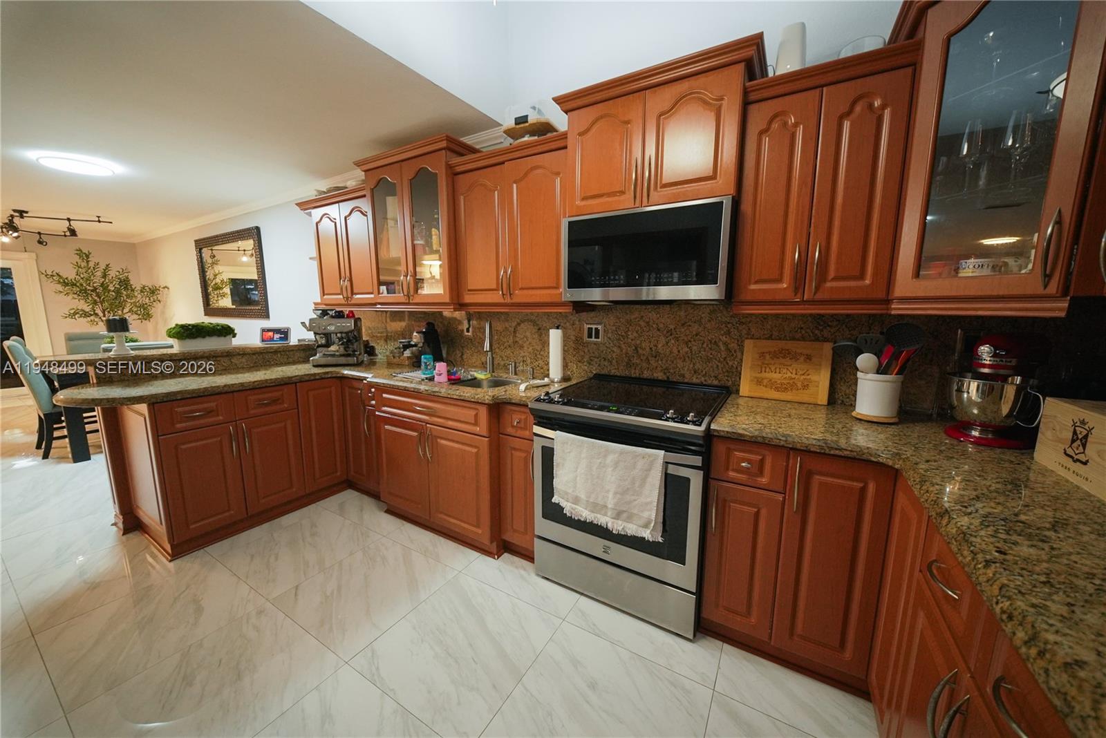 ALAMEDA BY THE LAKE - Residential