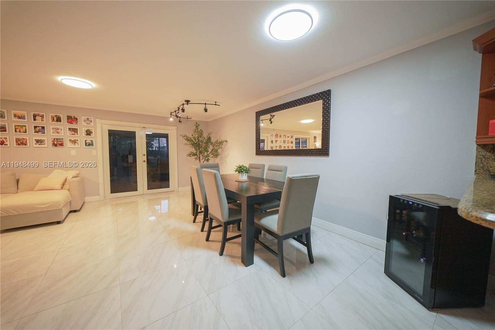 ALAMEDA BY THE LAKE - Residential