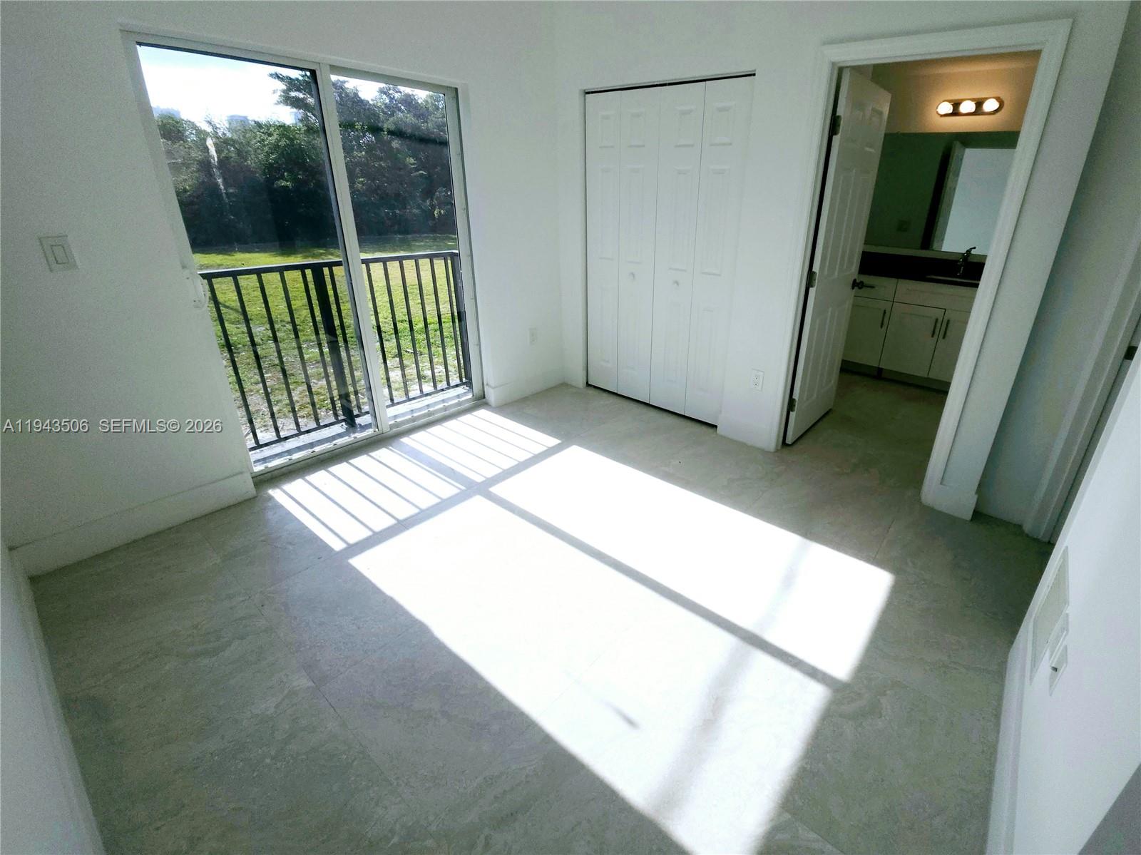 DEVONSHIRE PARK SUB - Residential Lease