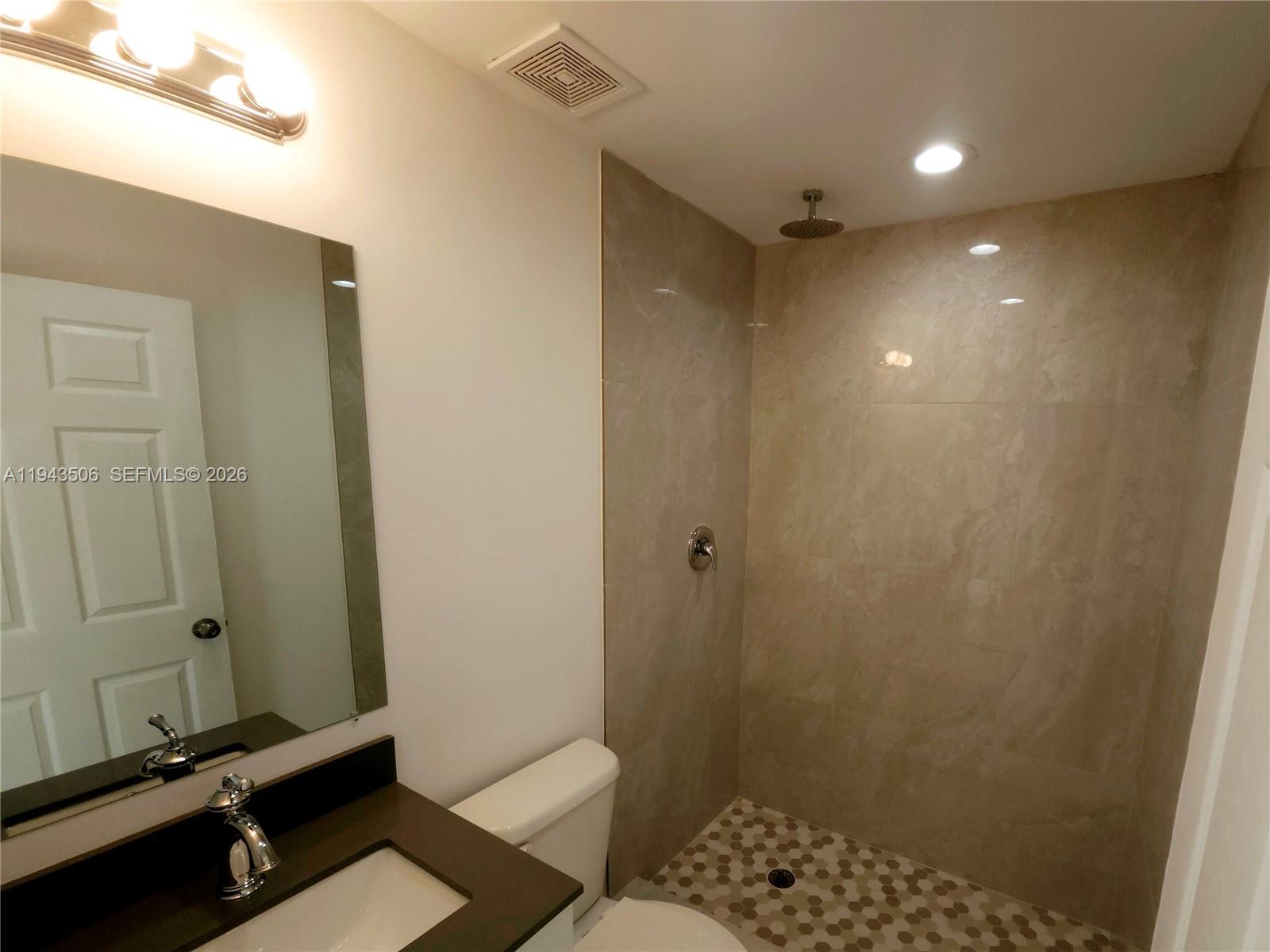 DEVONSHIRE PARK SUB - Residential Lease