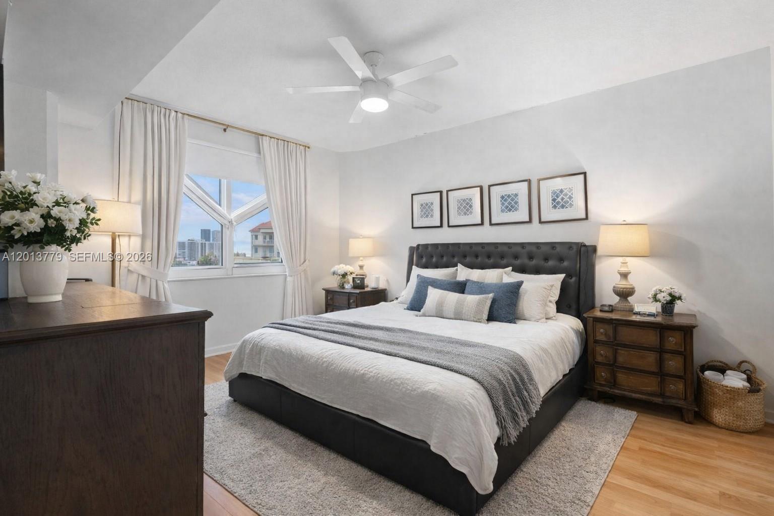 TURNBERRY ON THE GREEN CO - Residential