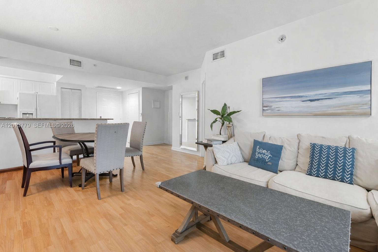TURNBERRY ON THE GREEN CO - Residential