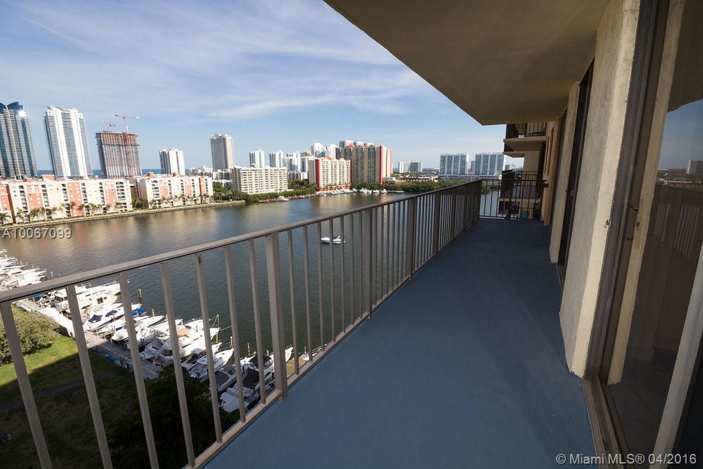 Fantastic intracoastal view from large balcony. Spacious floor plan. Washer/dryer inside unit. A+ rated school district. Walking distance to ocean and houses of worship.