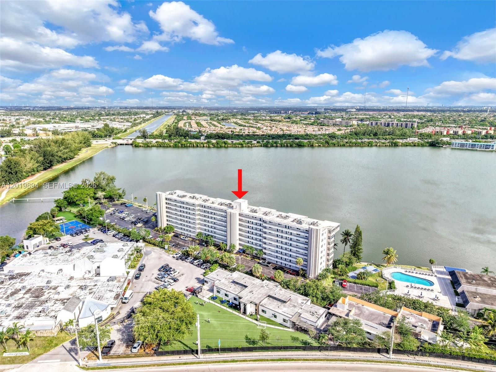1075 NE Miami Gardens Dr 408