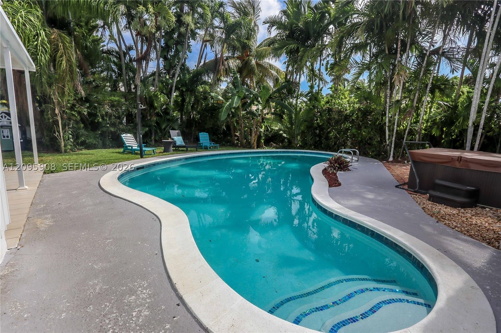 Photo of 955 Van Buren St, Hollywood, FL 33019 (MLS # A12095908)