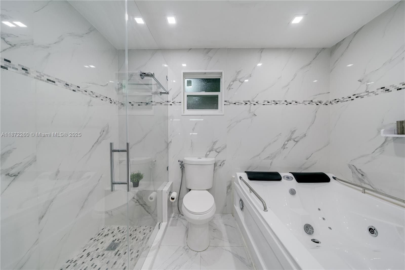 VISTA SUB 1ST ADDN AMENDE - Residential