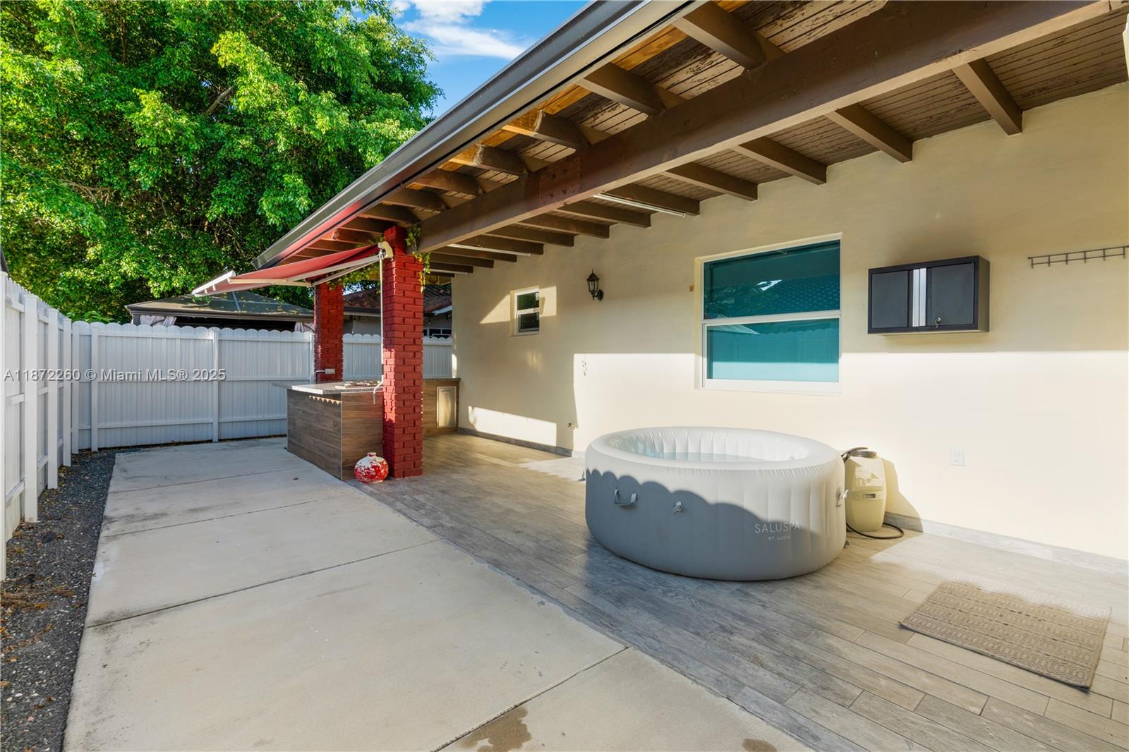 VISTA SUB 1ST ADDN AMENDE - Residential