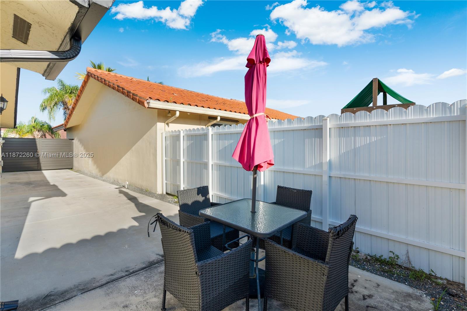 VISTA SUB 1ST ADDN AMENDE - Residential