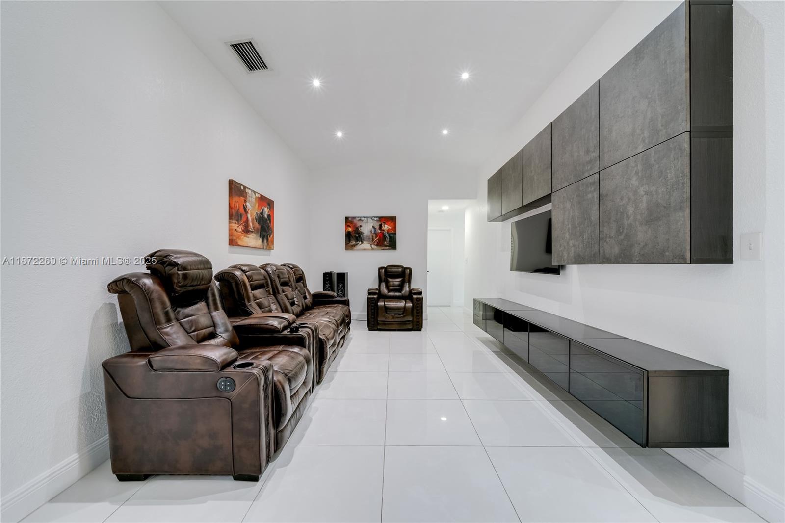 VISTA SUB 1ST ADDN AMENDE - Residential