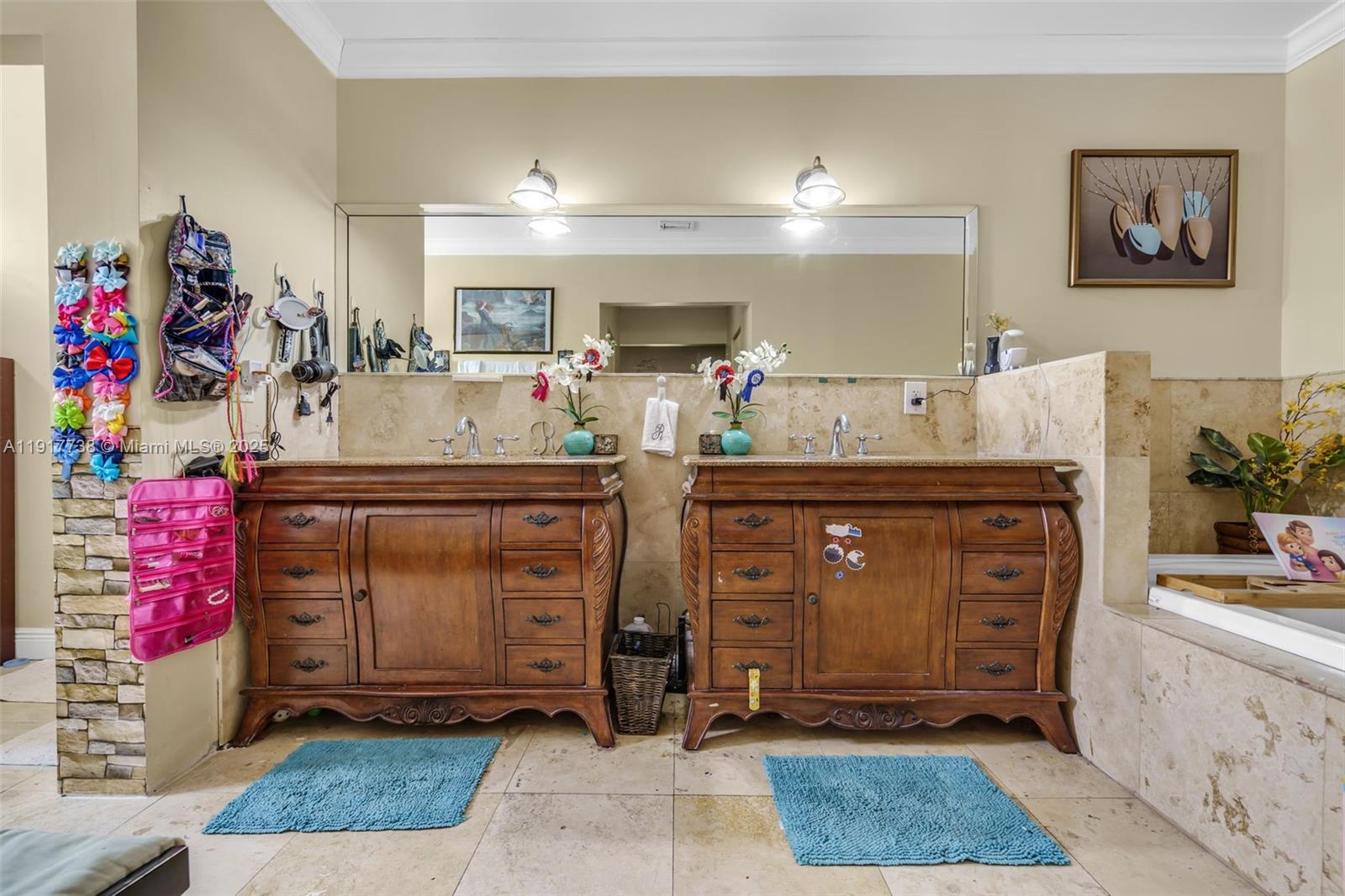 CORAL WAY HOMESITES - Residential