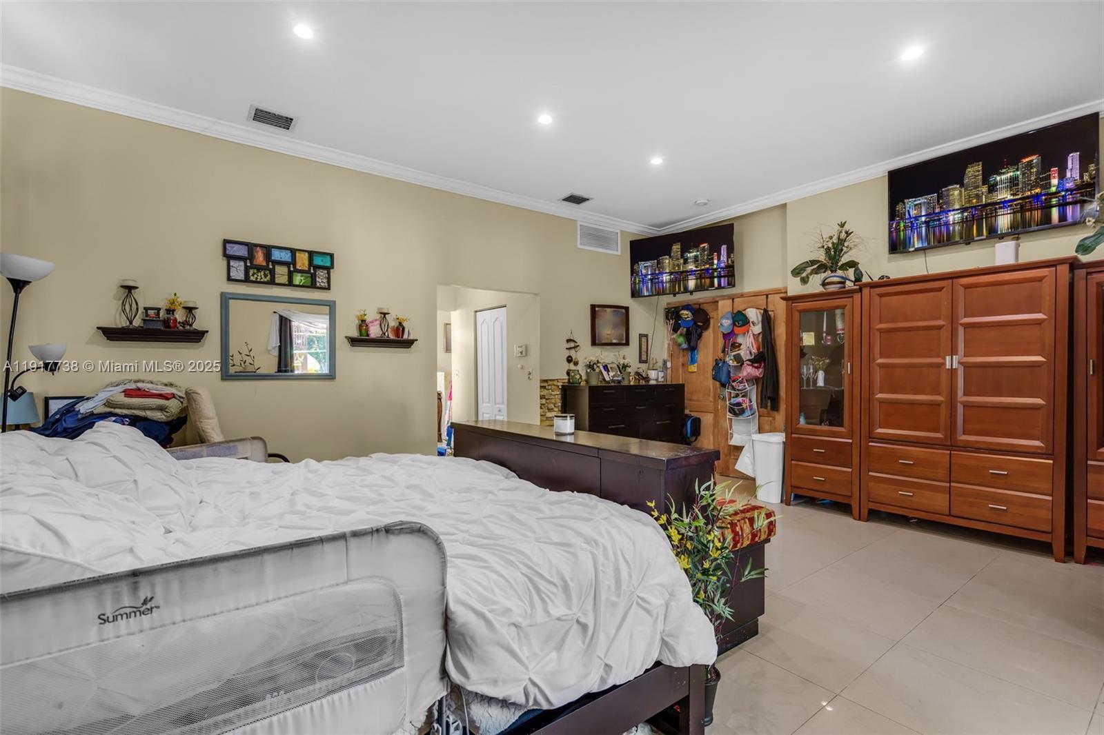 CORAL WAY HOMESITES - Residential