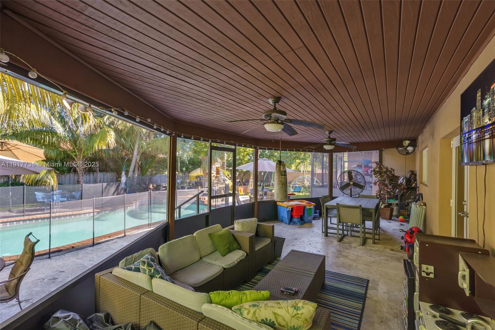 CORAL WAY HOMESITES - Residential