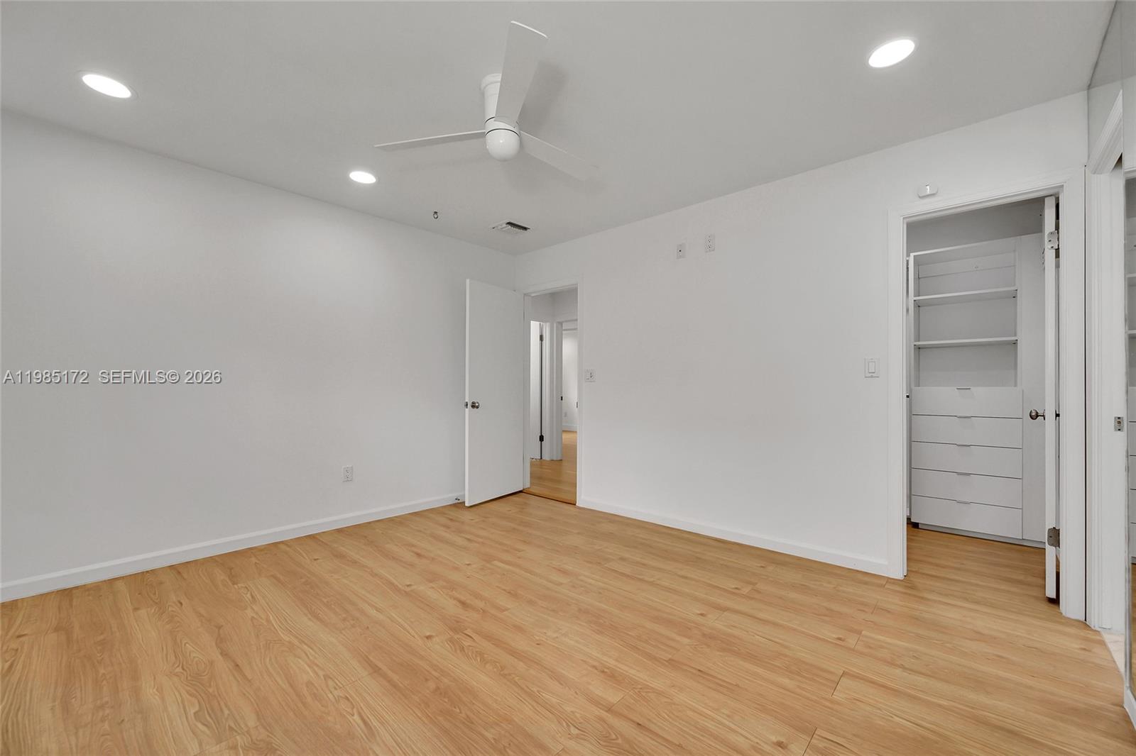 COUNTRY GROVE ESTATES - Residential