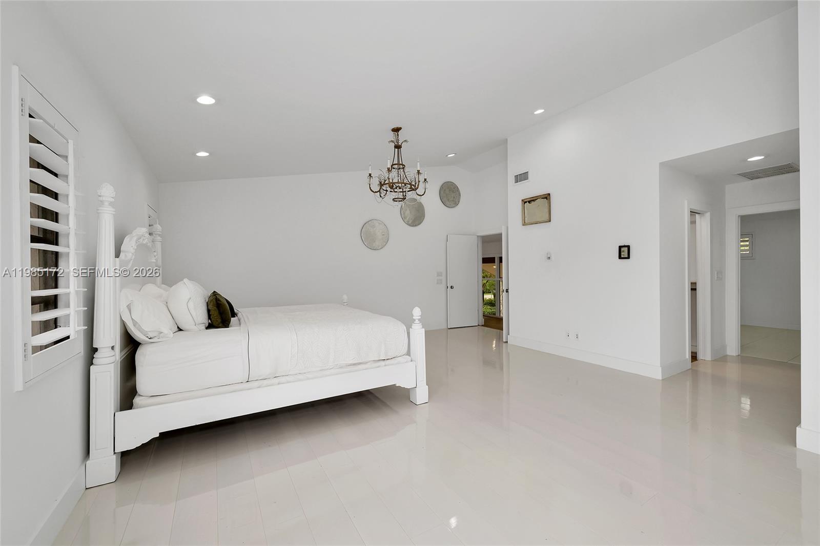 COUNTRY GROVE ESTATES - Residential