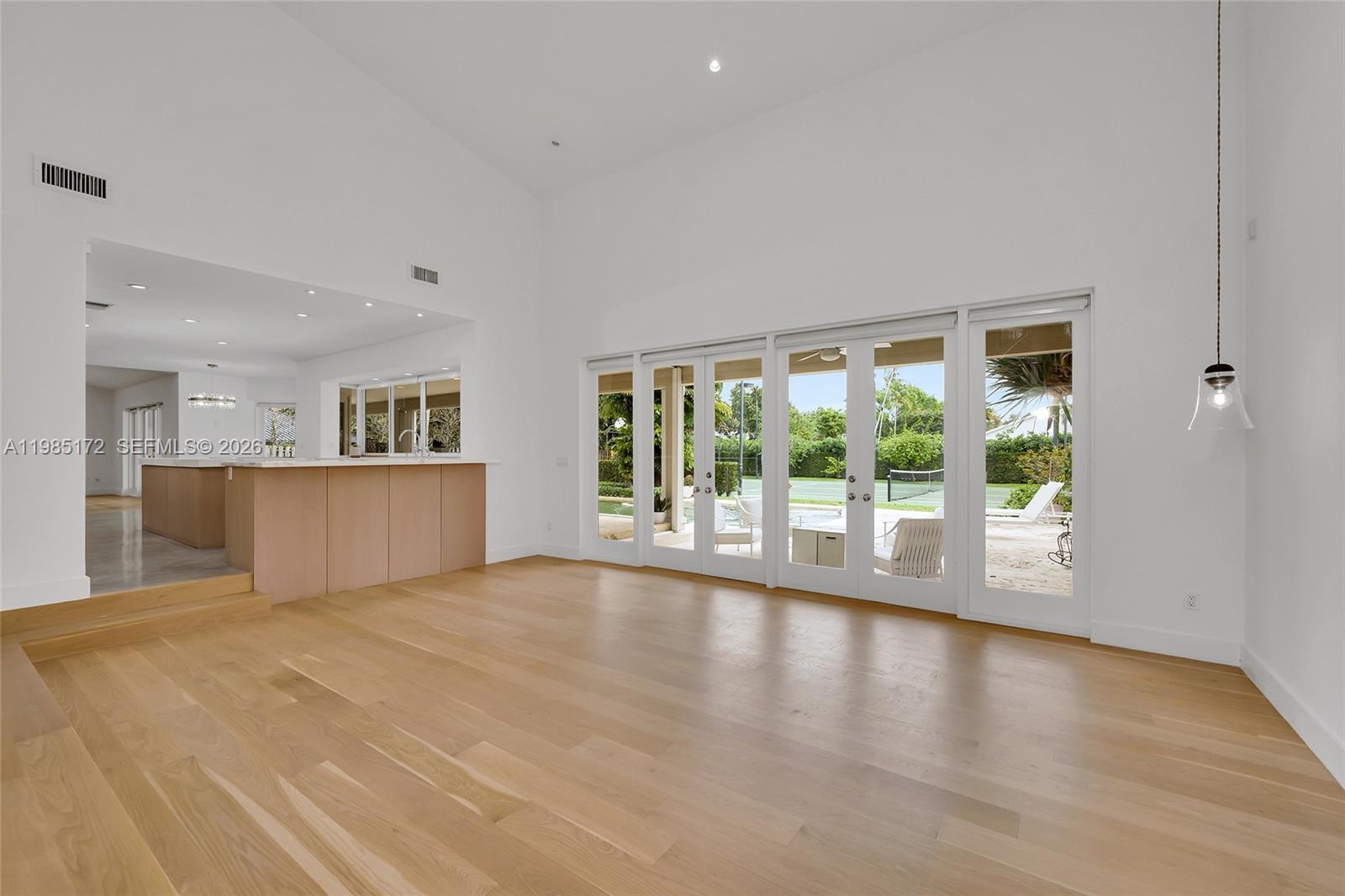 COUNTRY GROVE ESTATES - Residential