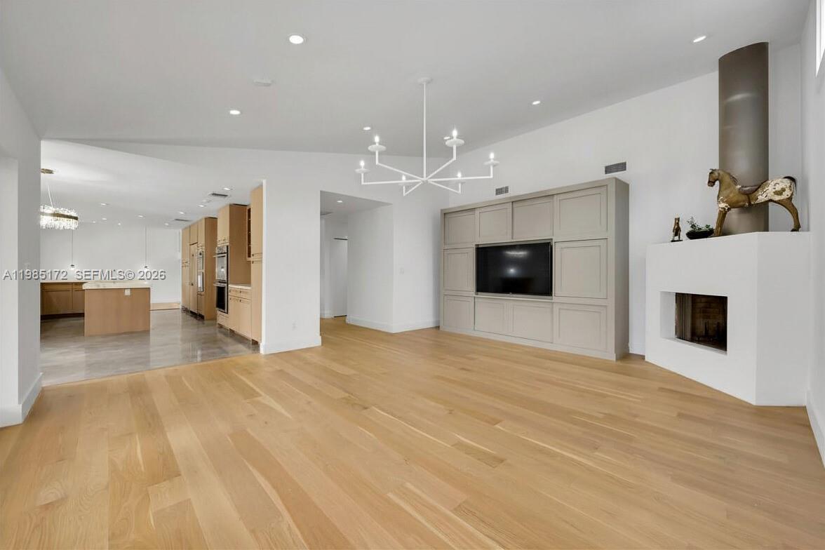 COUNTRY GROVE ESTATES - Residential