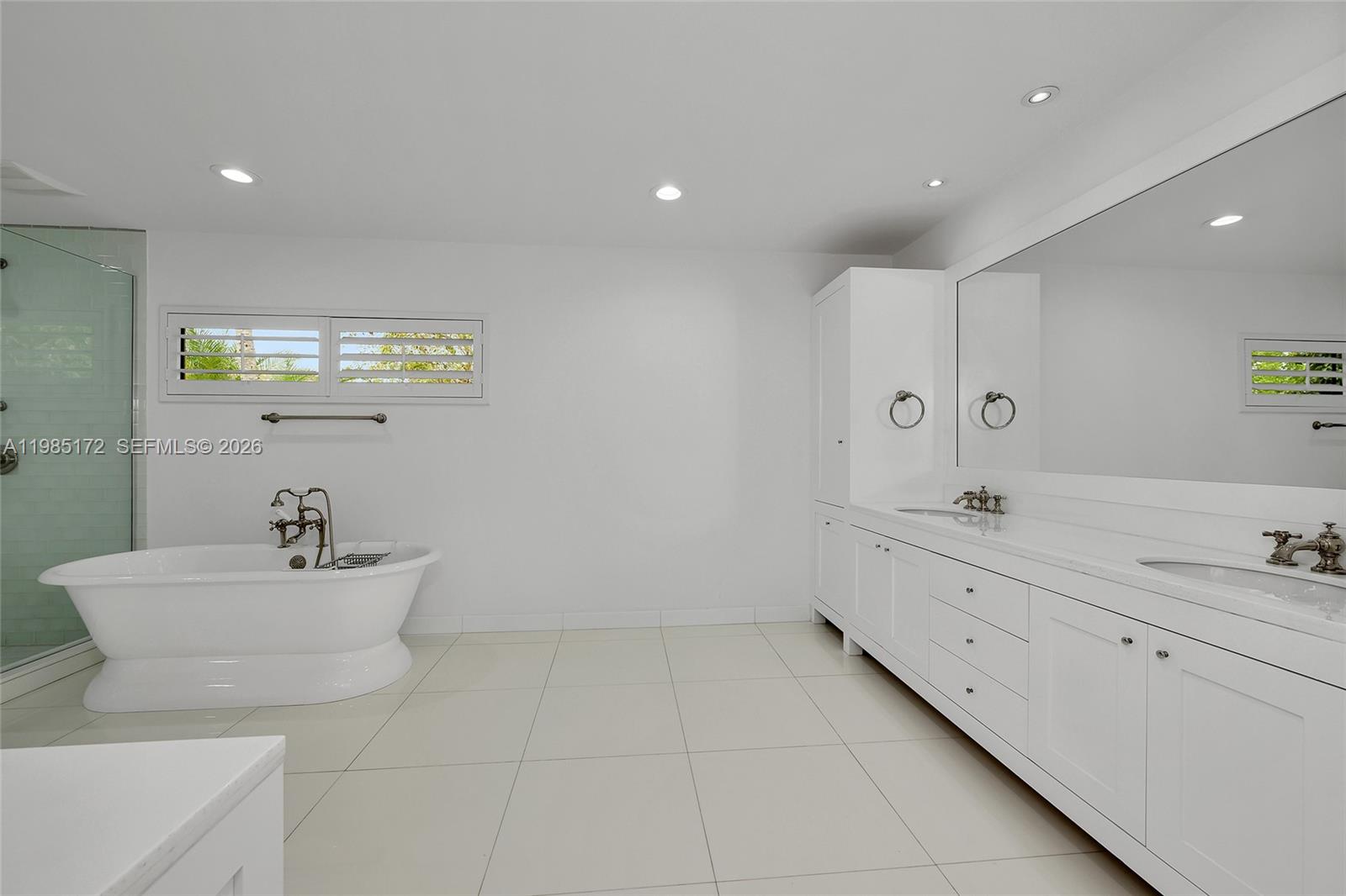 COUNTRY GROVE ESTATES - Residential