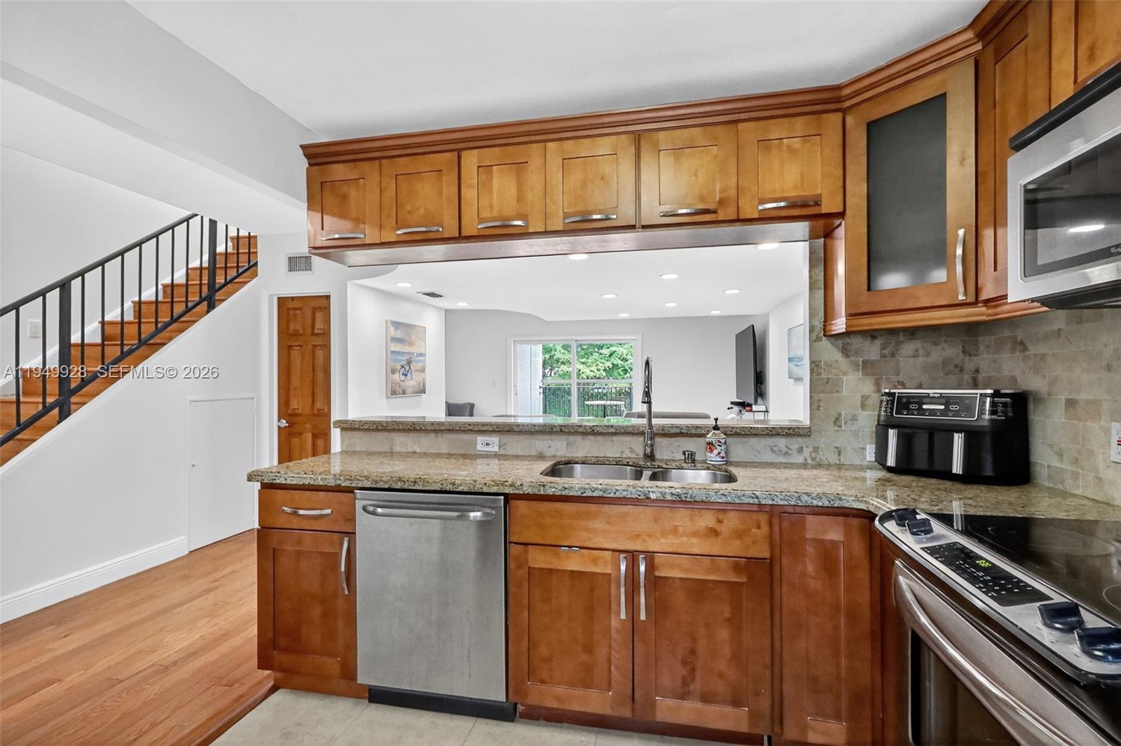 View photos, virtual tours, details... 3745 NE 171st St 57