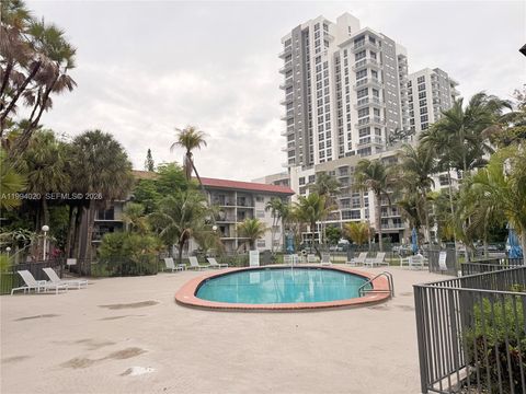 8101 SW 72nd Ave 403W Miami FL 33143