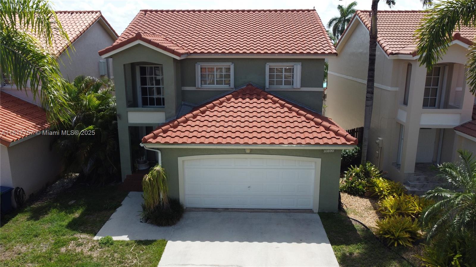 Property for Sale at 10290 Sw 139th Ct, Miami, Broward County, Florida - Bedrooms: 3 
Bathrooms: 3  - $685,000