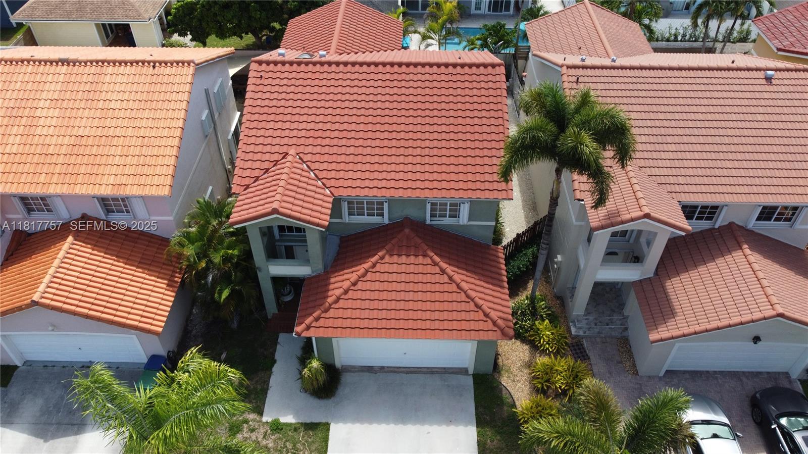 CHARLESTOWNE - Residential