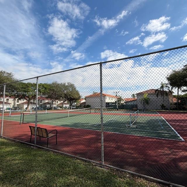 CHARLESTOWNE - Residential