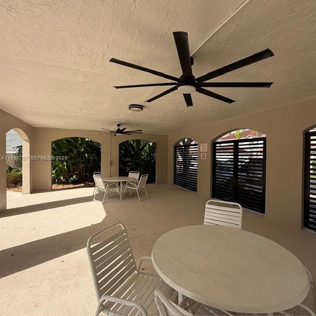 CHARLESTOWNE - Residential