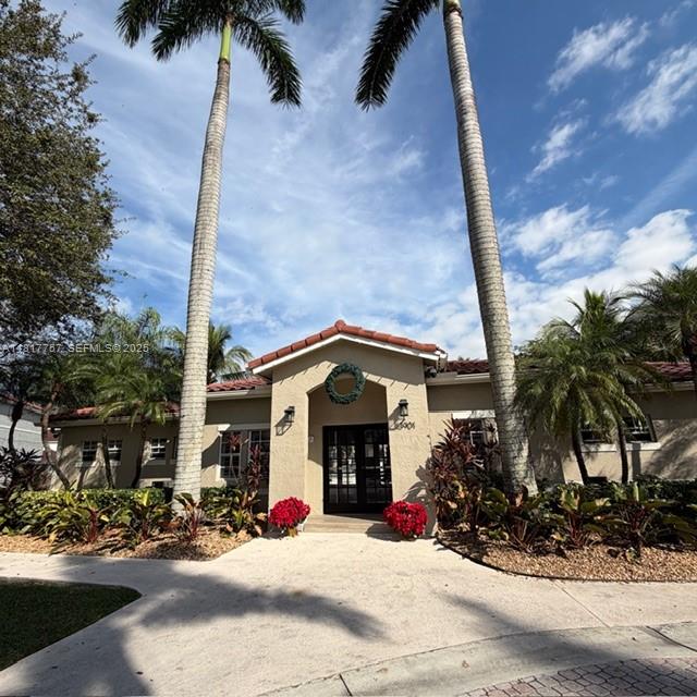 CHARLESTOWNE - Residential