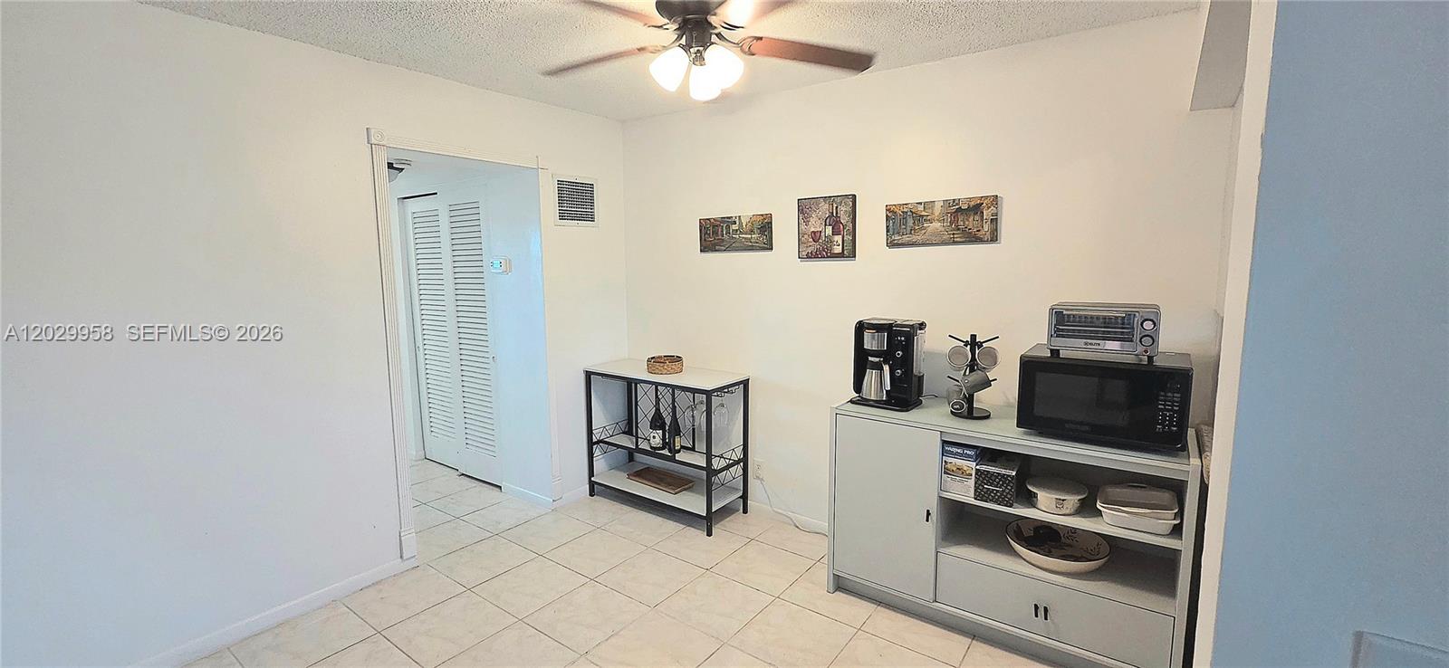 View photos, virtual tours, details... 2145 Pierce St 305