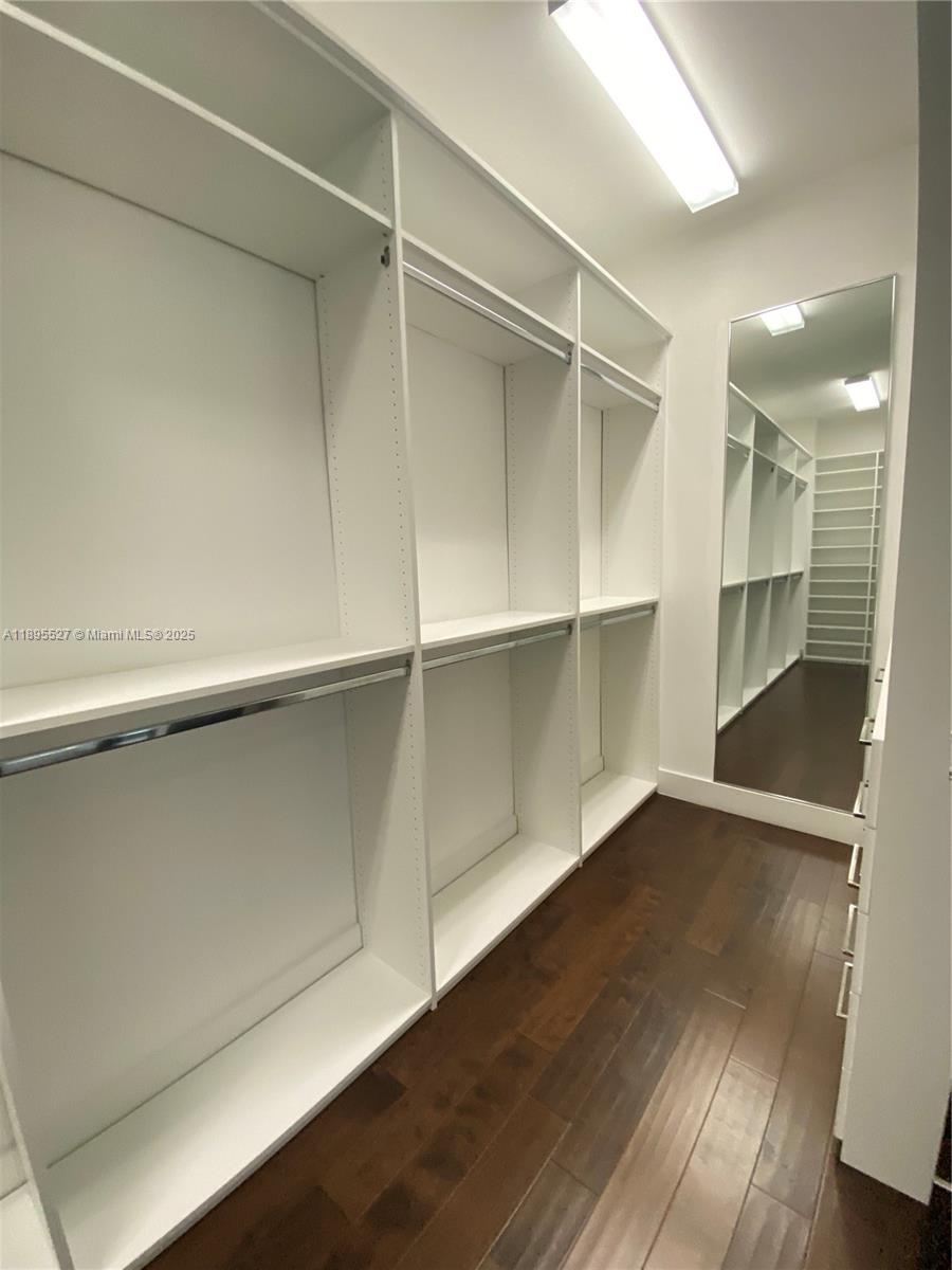 OASIS PARK SQUARE AT DORA - Residential