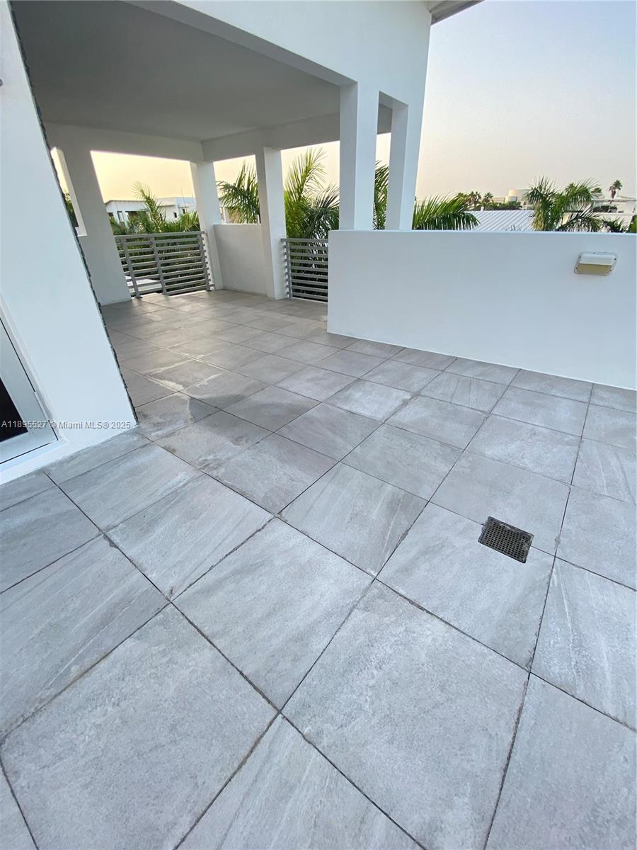 OASIS PARK SQUARE AT DORA - Residential