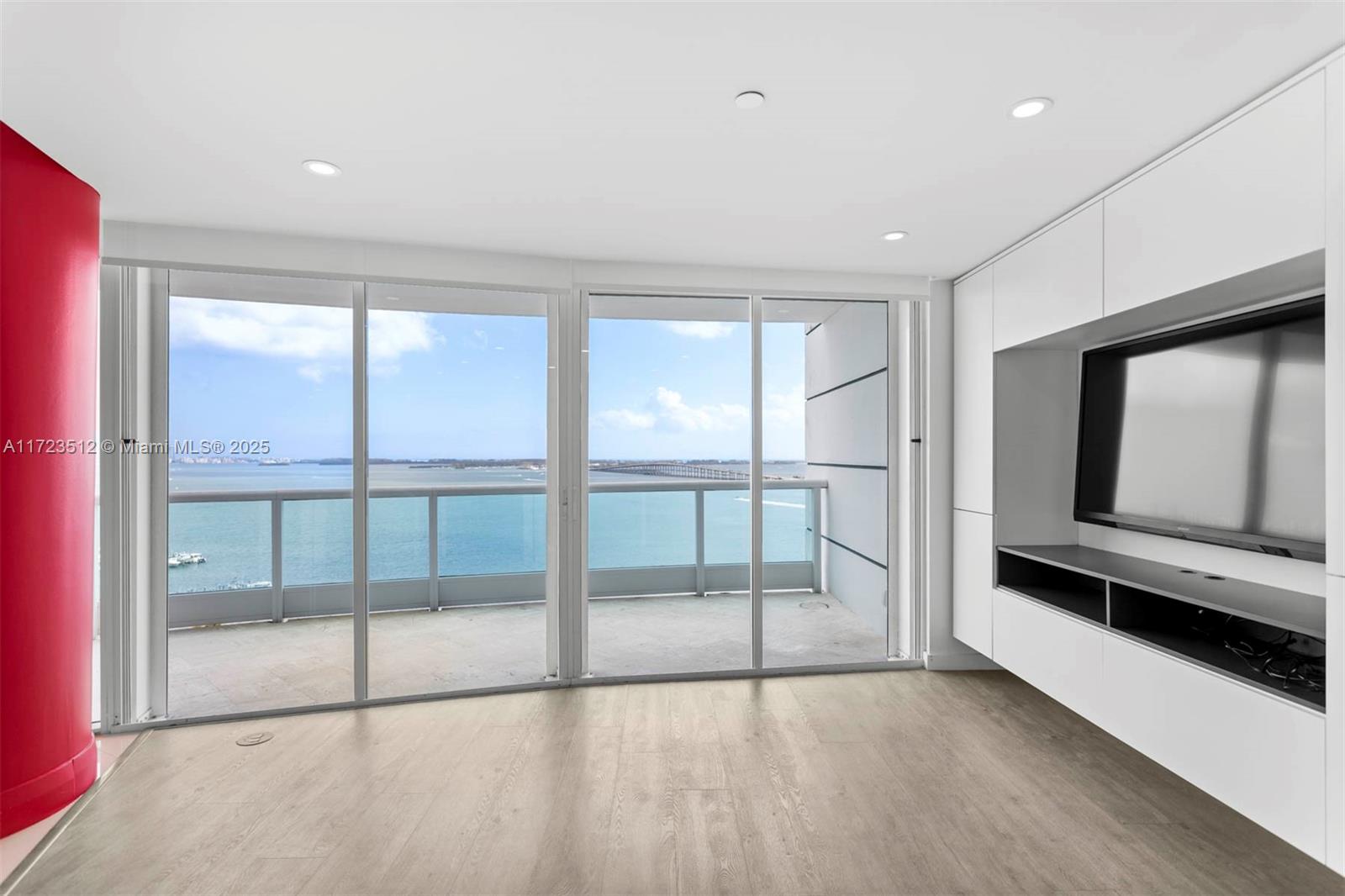 2127 Brickell Ave 1701