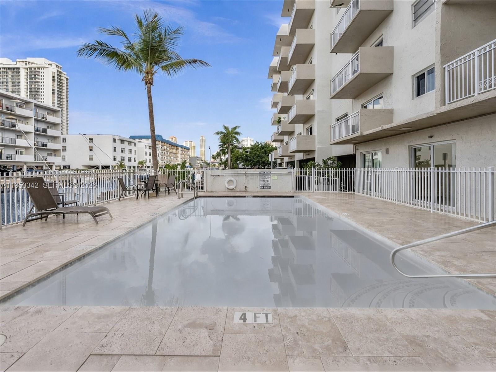 BAYVIEW POINT SOUTH CONDO - Residential