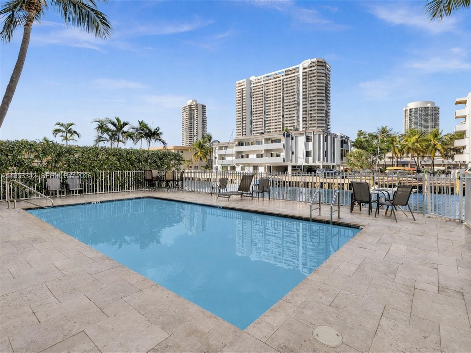 BAYVIEW POINT SOUTH CONDO - Residential